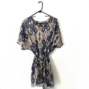 Women’s dress size medium. Collective concepts casual short sleeve dress